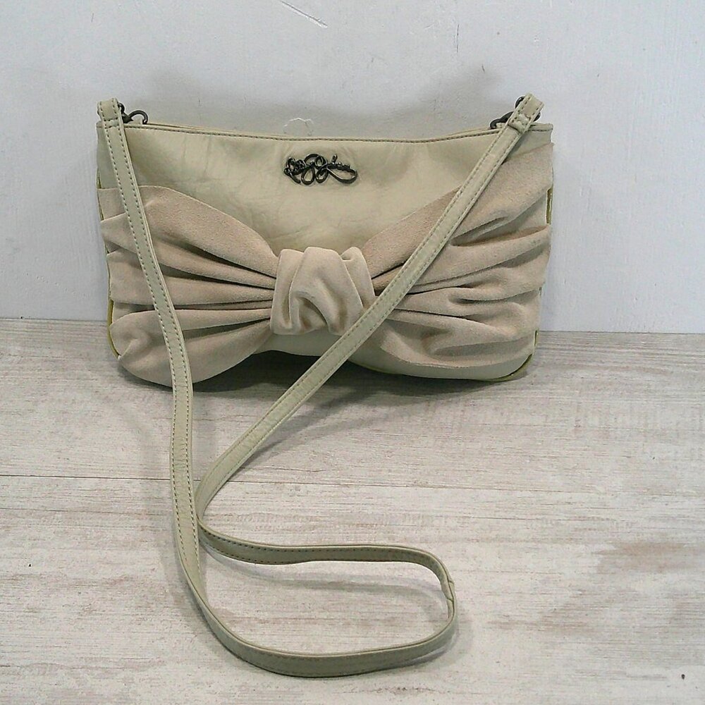 Betsey Johnson Vintage Y2K Light Gray Toupe Bow Leather Purse Pocketbook Bag
